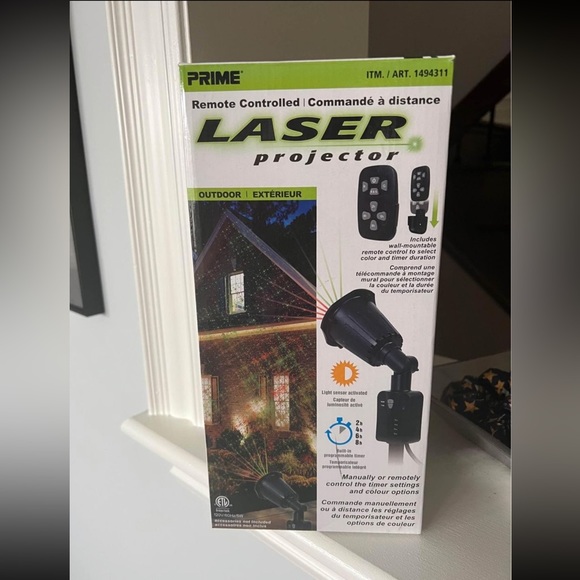PRIME Remote Controlled Laser Projector CHRISTMAS Decor - Picture 1 of 8